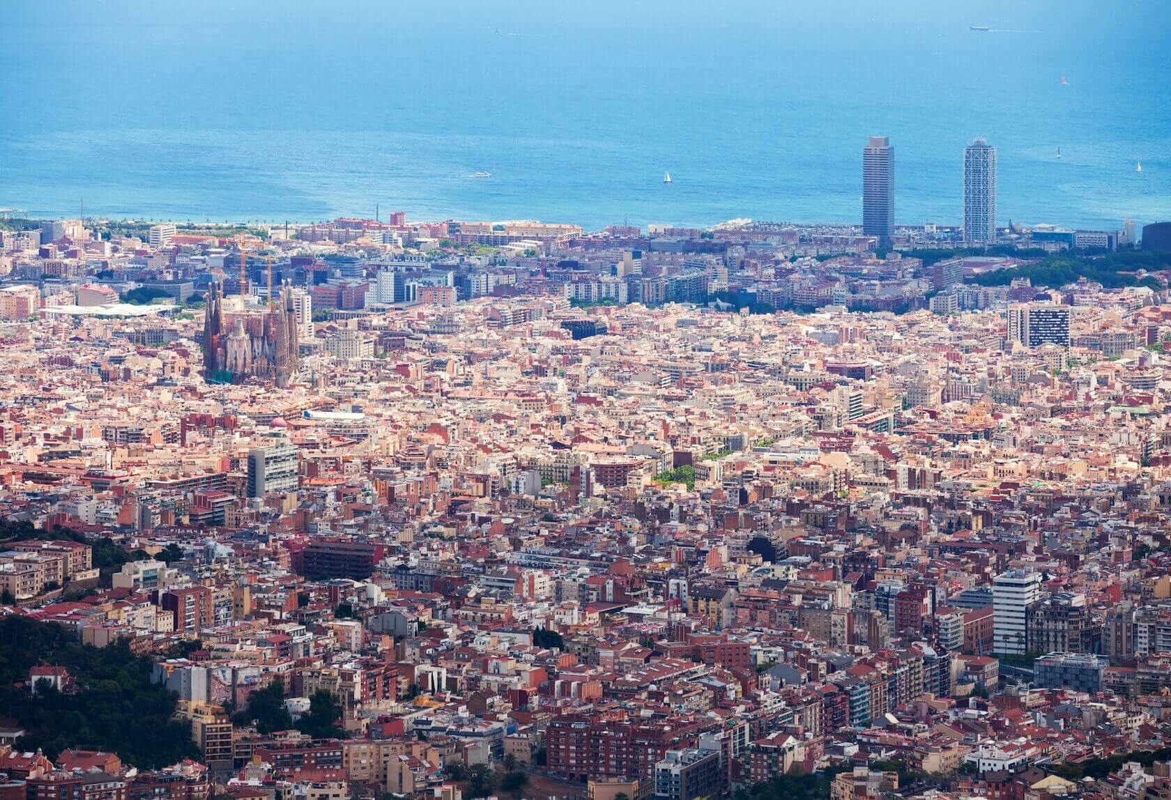 Imagen panorámica de la ciudad de Barcelona.